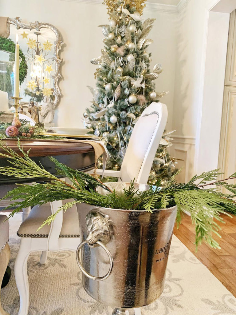Winter Wonderland Tour: Janine's Home - MW Designs