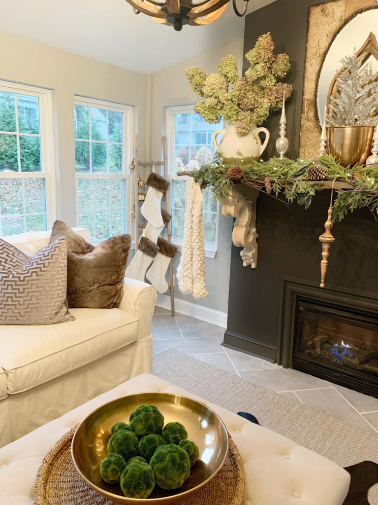 Winter Wonderland Tour: Janine's Home - MW Designs