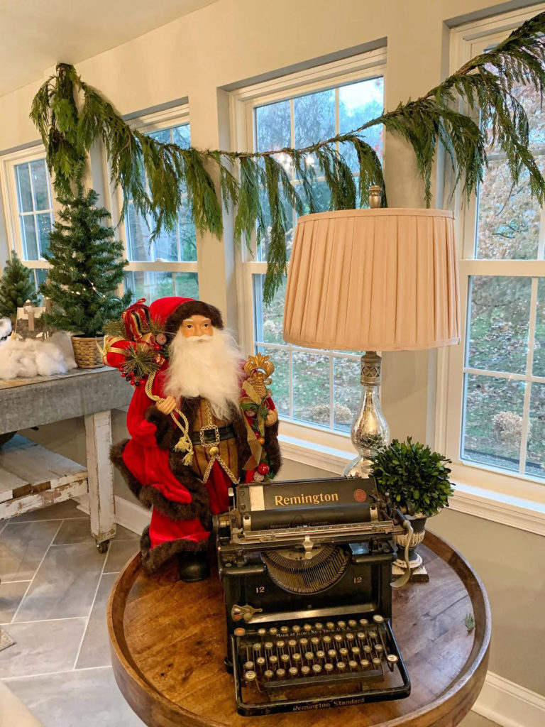 Winter Wonderland Tour: Janine's Home - MW Designs