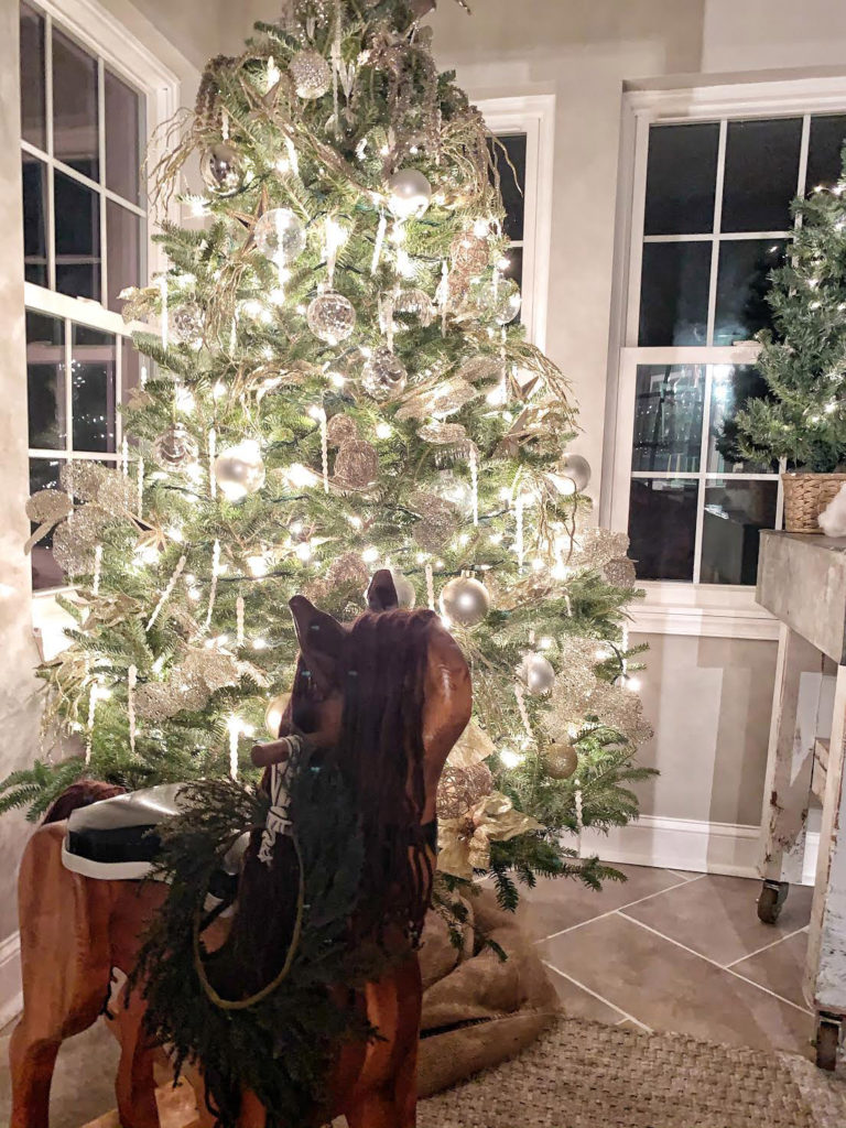 Winter Wonderland Tour: Janine's Home - MW Designs