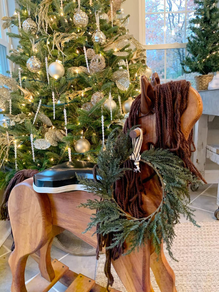 Winter Wonderland Tour: Janine's Home - MW Designs