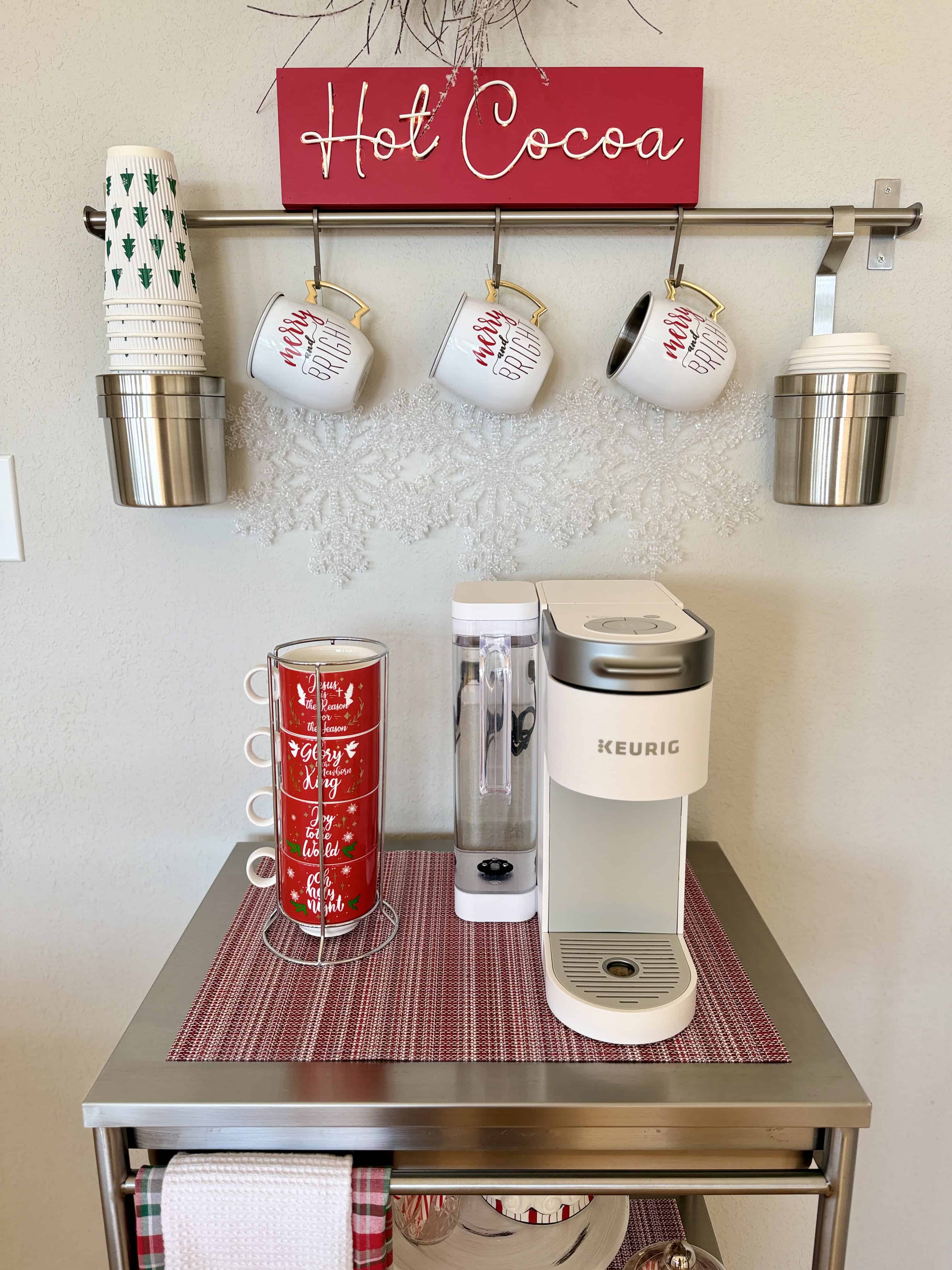 Contemporary-Craftsman Christmas