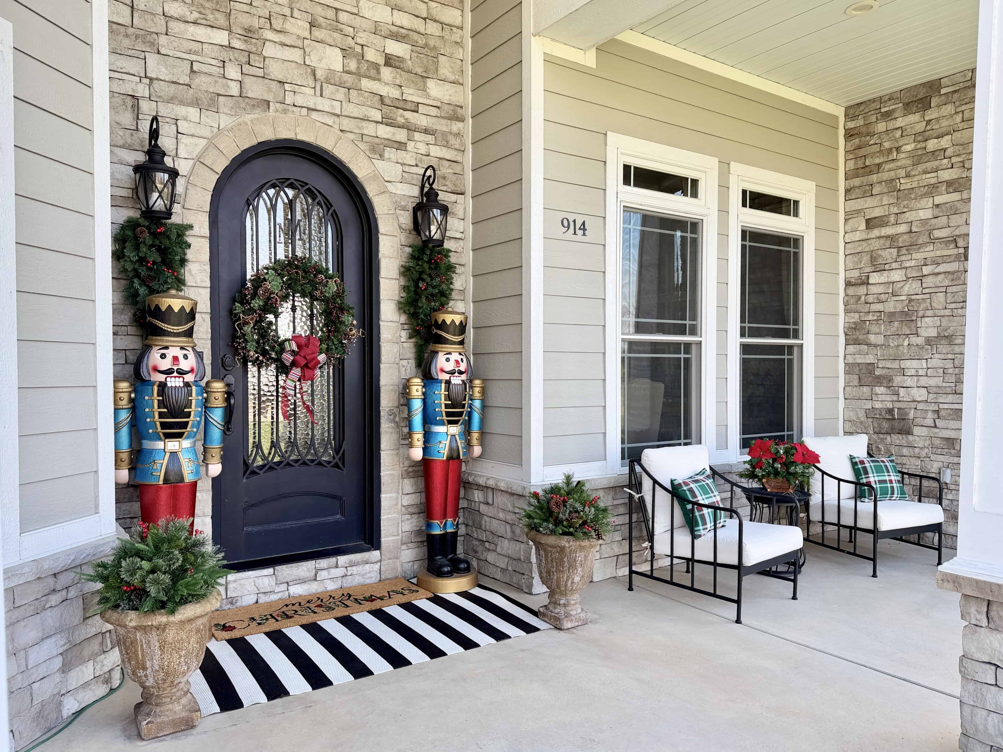 Contemporary-Craftsman Christmas