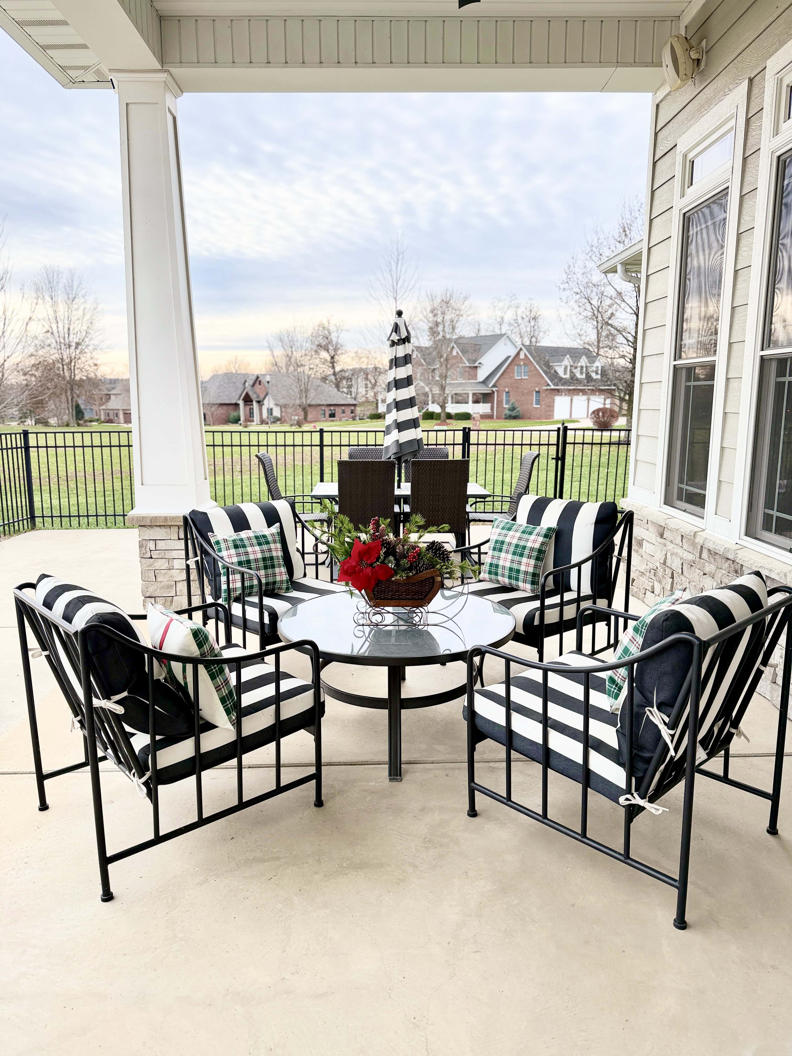 Contemporary-Craftsman Christmas