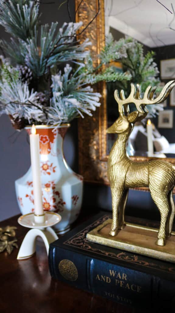 A Traditional-With-a-Twist Christmas Home