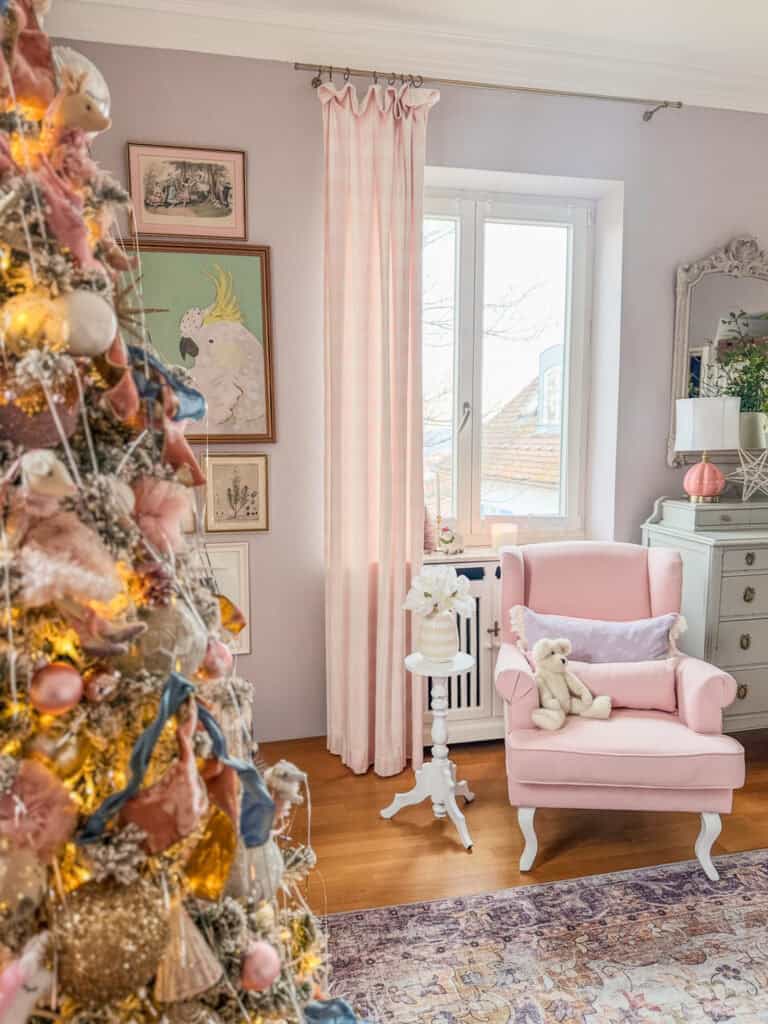 A Traditional-With-a-Twist Christmas Home
