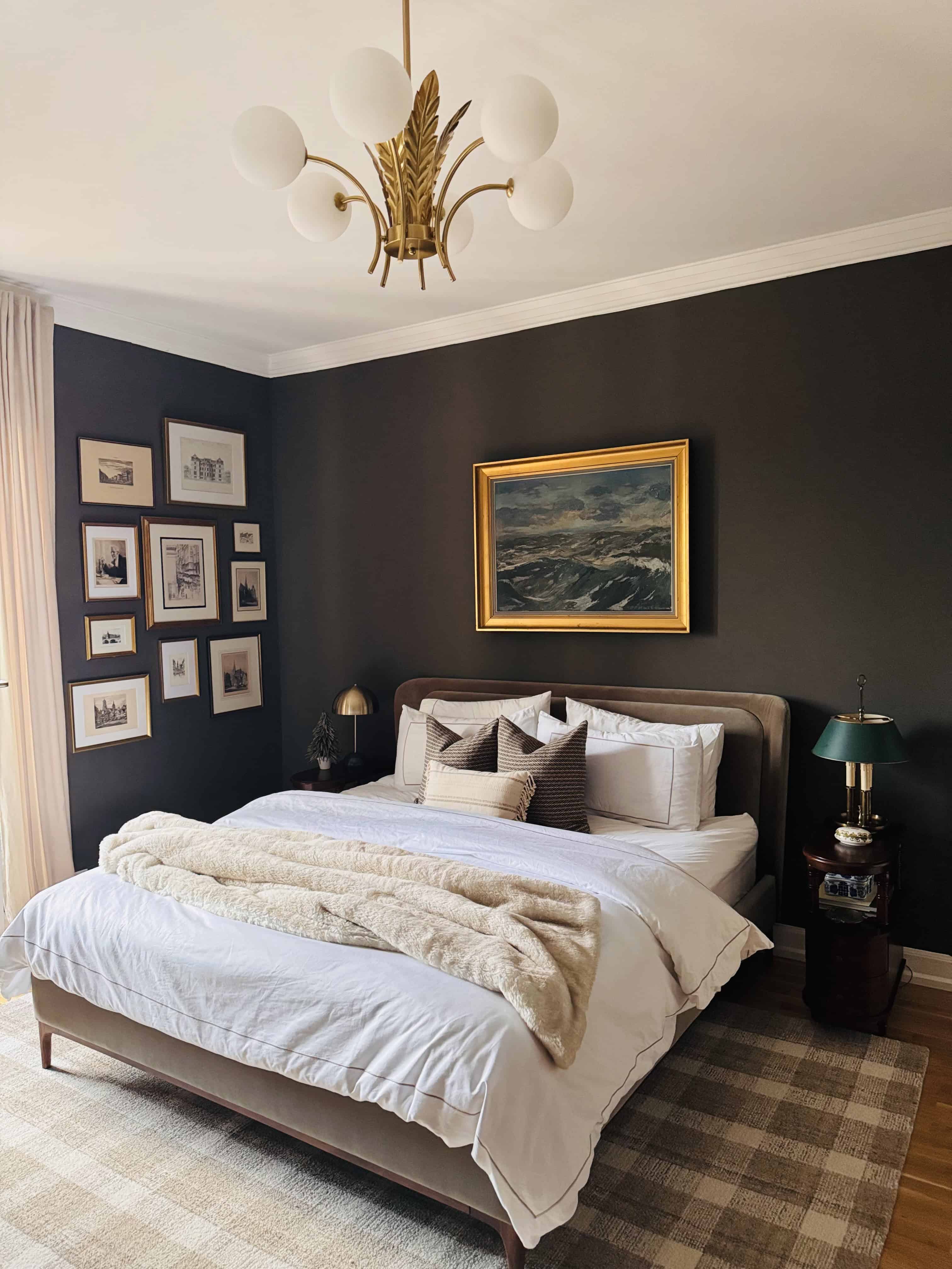 A Traditional-With-a-Twist Christmas Home