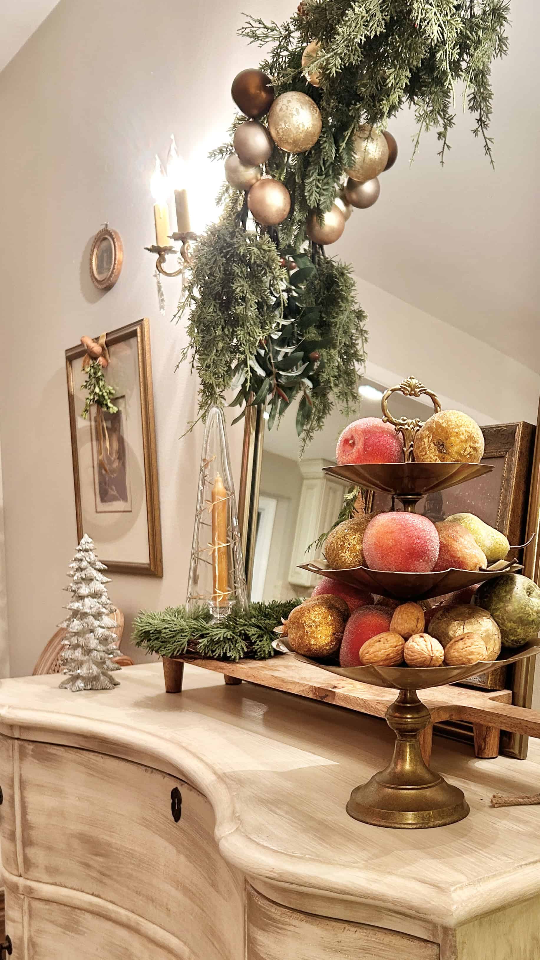 A Georgian Style Home Dressed for Christmas