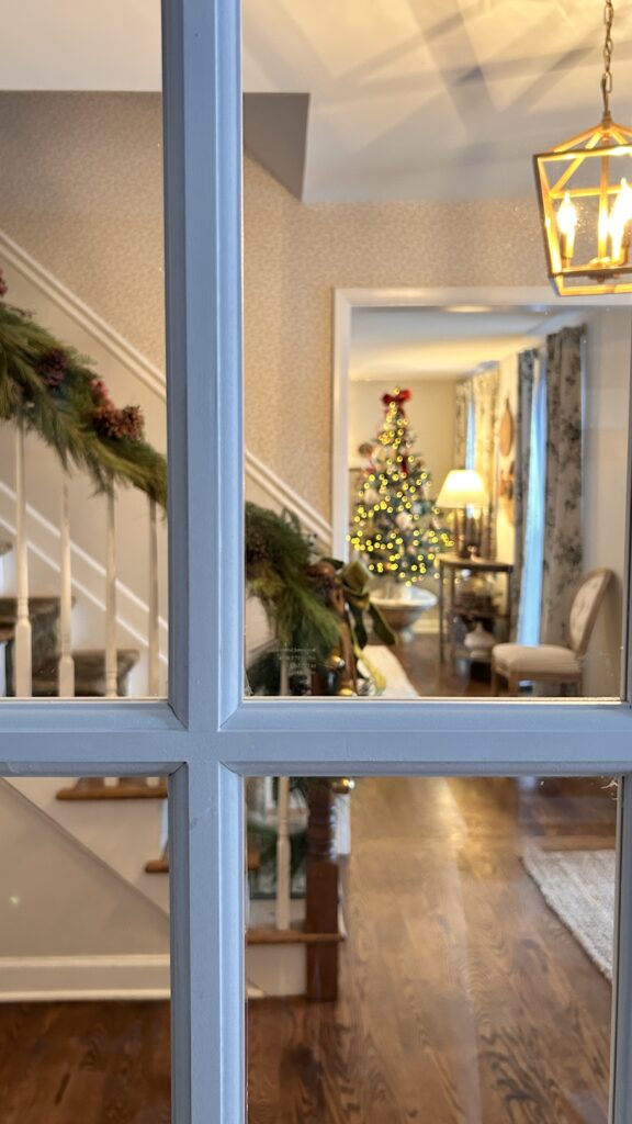 A Georgian Style Home Dressed for Christmas