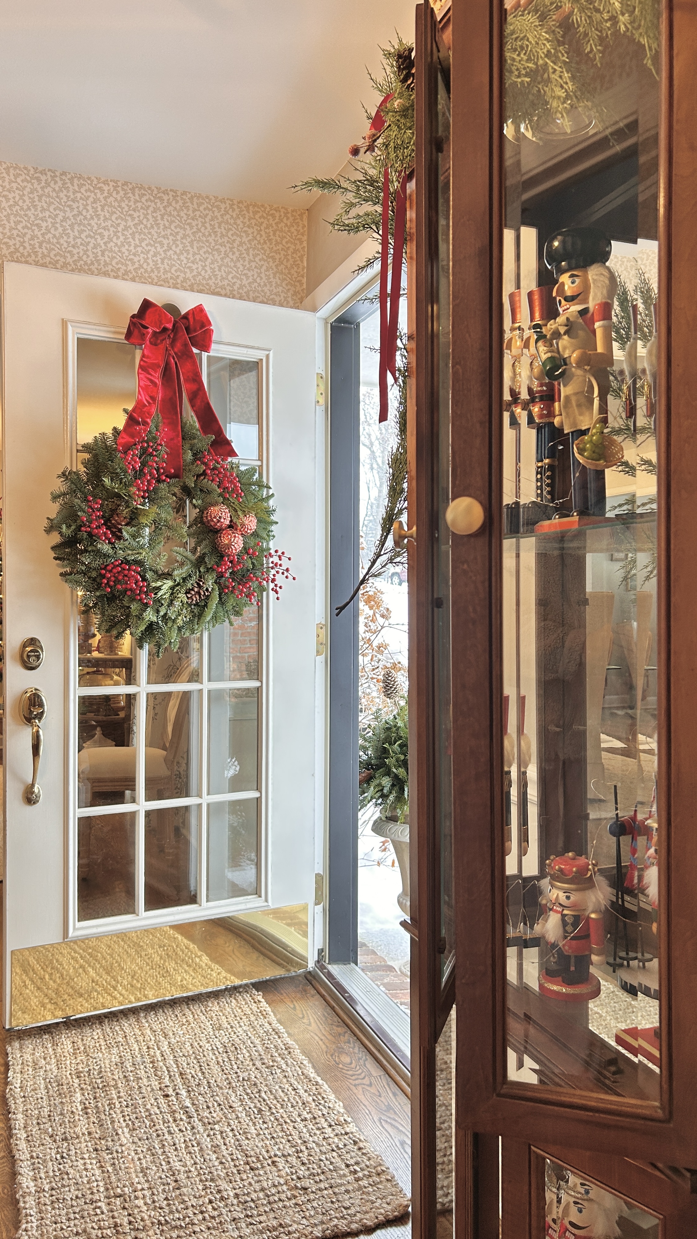 A Georgian Style Home Dressed for Christmas