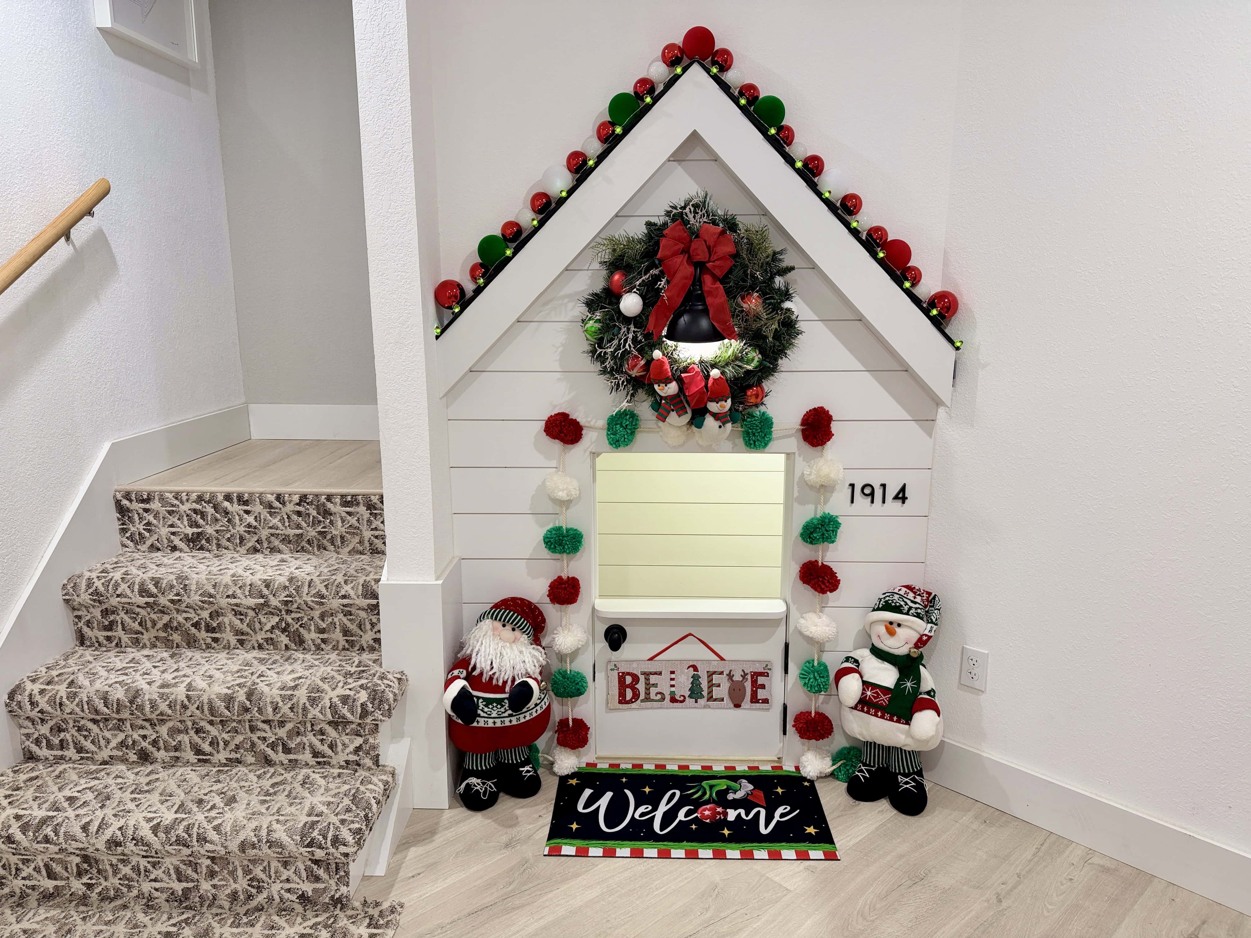 Contemporary-Craftsman Christmas