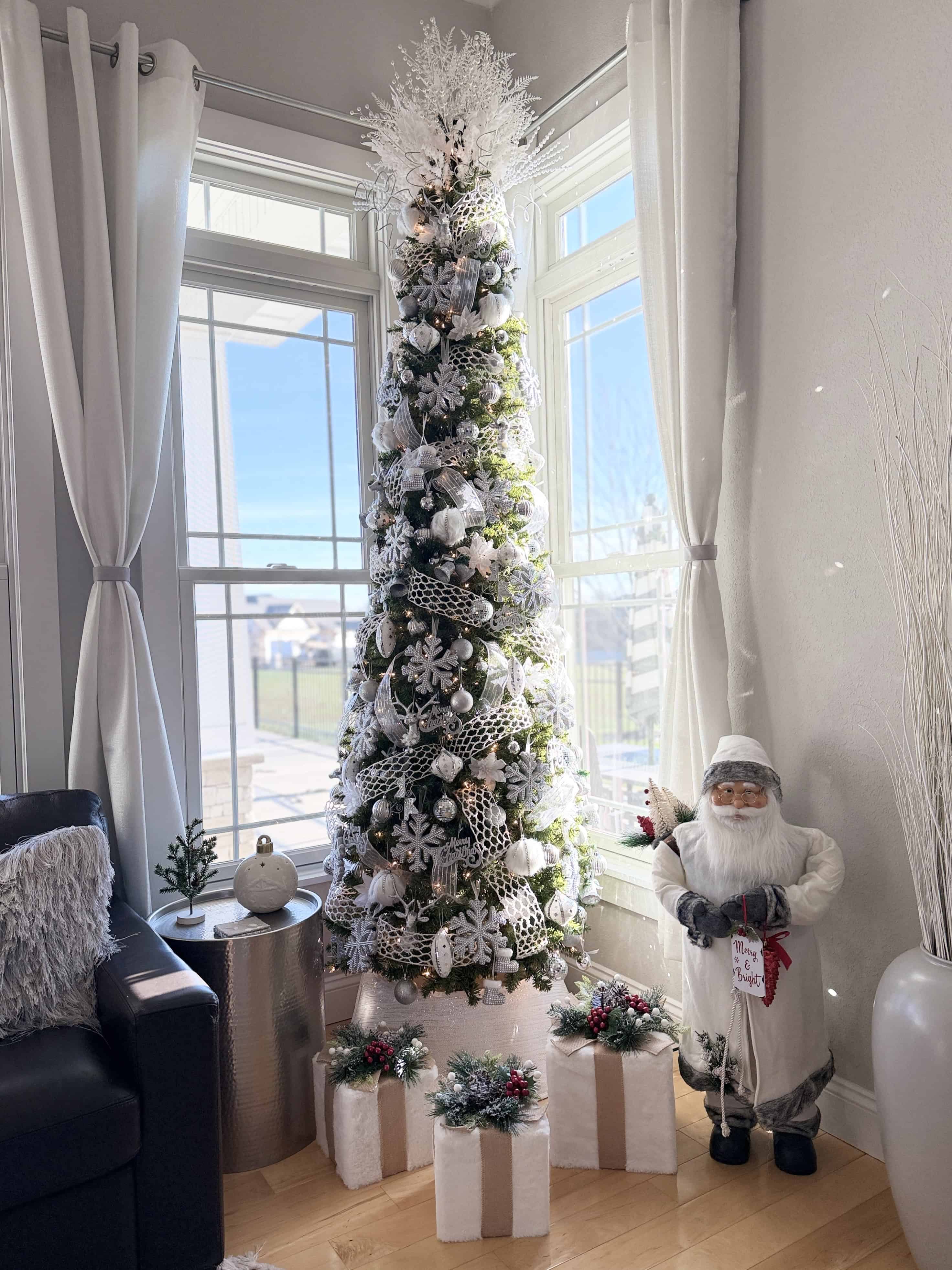 Contemporary-Craftsman Christmas